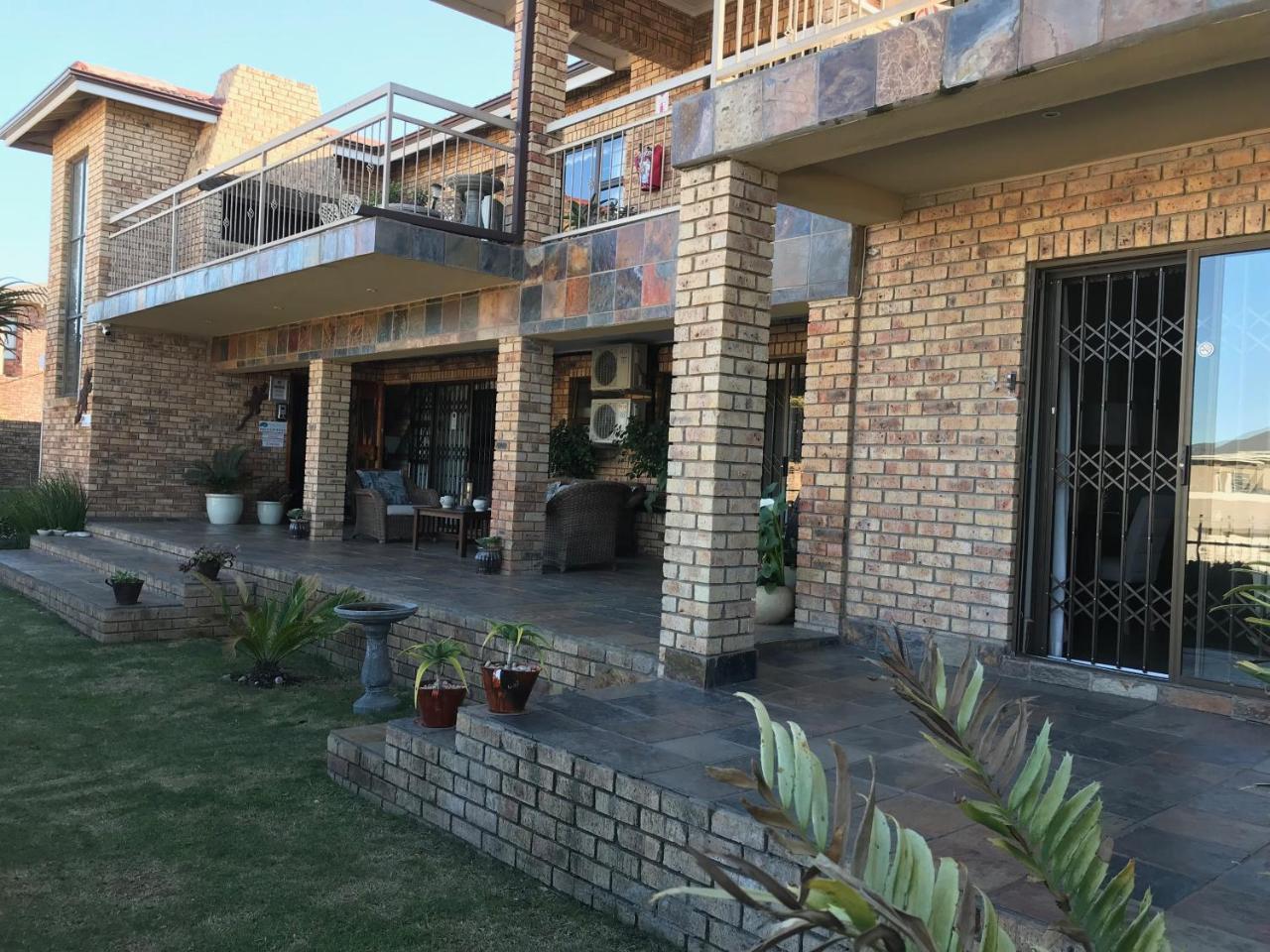 פורט אליזבת' Nautilus Guesthouse מראה חיצוני תמונה